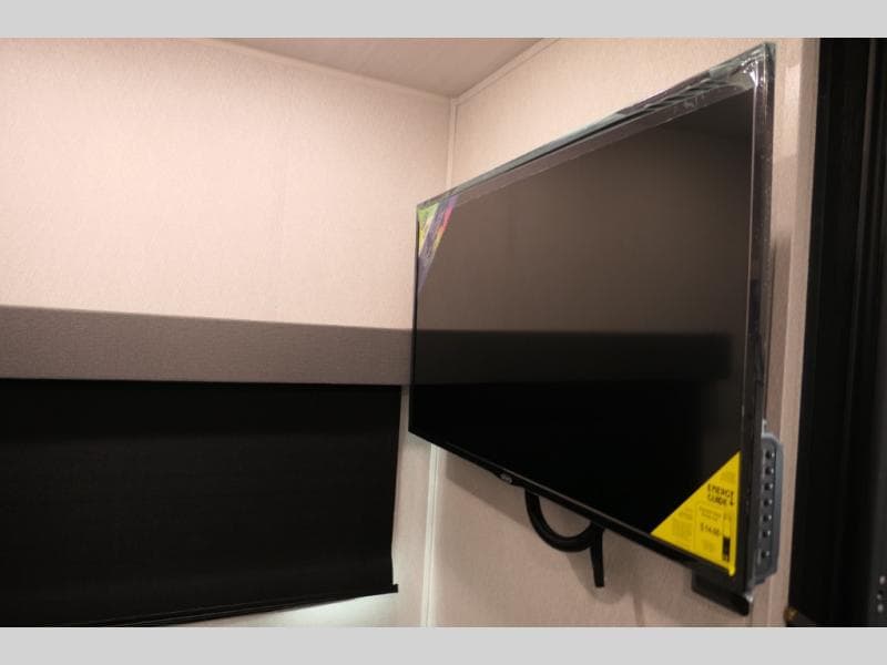 2024 East to West 2024 East to West Entrada - thumbnail 18