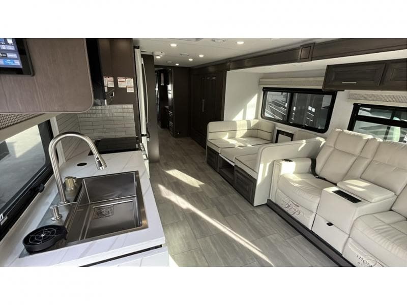 2026 Forest River 2026 Forest River Georgetown 5 Series GT5 - thumbnail 12