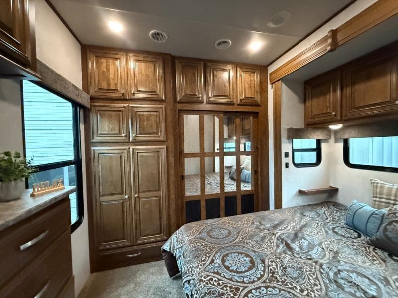 2019 Heartland 2019 Heartland Bighorn - thumbnail 33