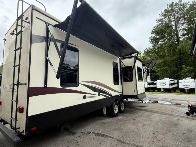 2019 Heartland 2019 Heartland Bighorn - thumbnail 37