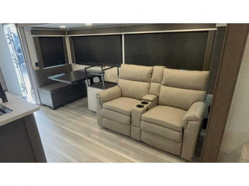 2026 Keystone RV 2026 Keystone RV Cougar Half Ton - thumbnail 14