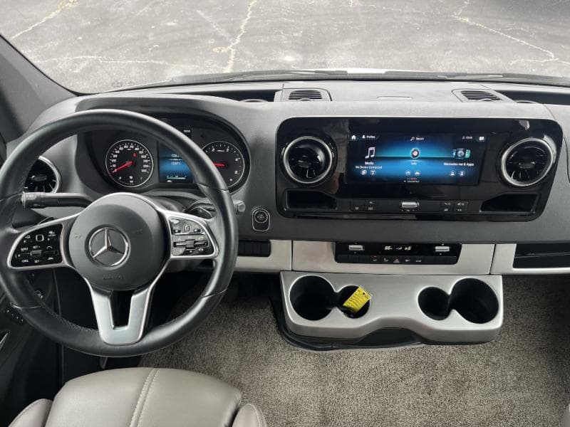 2023 Thor Motor Coach 2023 Thor Motor Coach Quantum - thumbnail 11