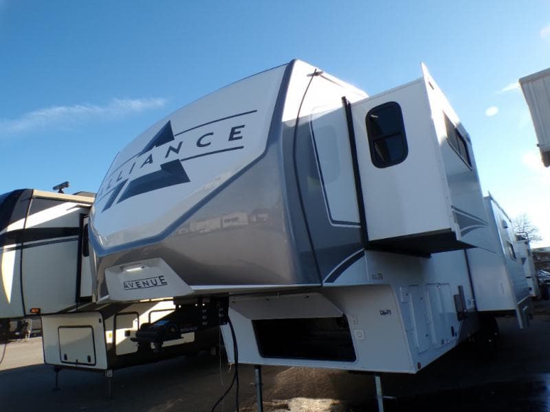 2026 Alliance RV 2026 Alliance RV Avenue - thumbnail 3