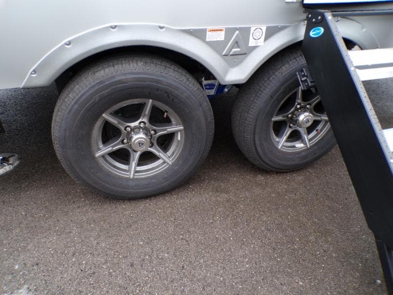 2026 Alliance RV 2026 Alliance RV Avenue - thumbnail 8