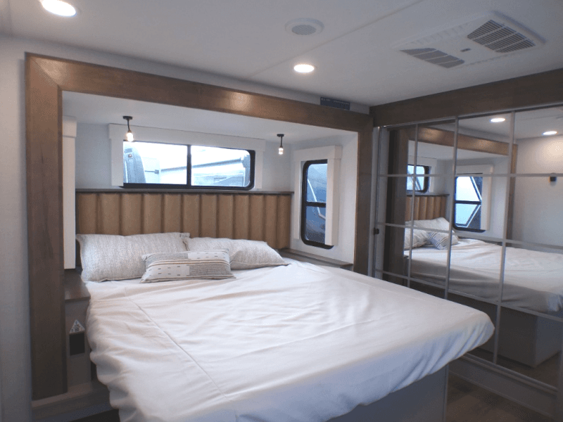 2026 Alliance RV 2026 Alliance RV Paradigm - thumbnail 37