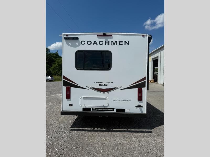 2026 Coachmen 2026 Coachmen Leprechaun - thumbnail 7