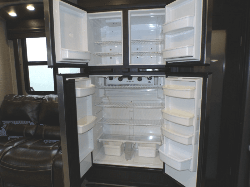 2018 Dutchmen 2018 Dutchmen Voltage - thumbnail 40