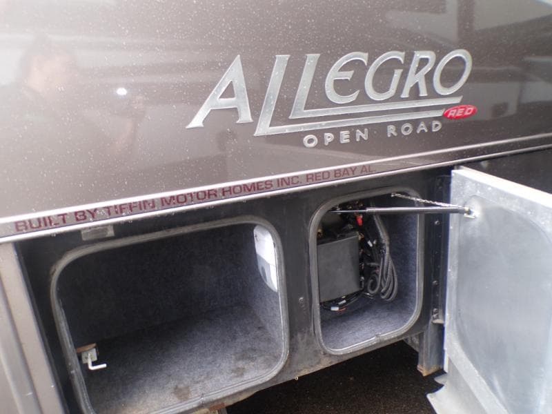 2014 Tiffin 2014 Tiffin Allegro Red - thumbnail 7