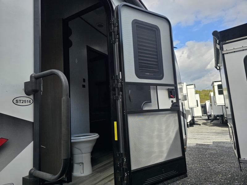 2023 Cruiser RV 2023 Cruiser RV Stryker - thumbnail 11