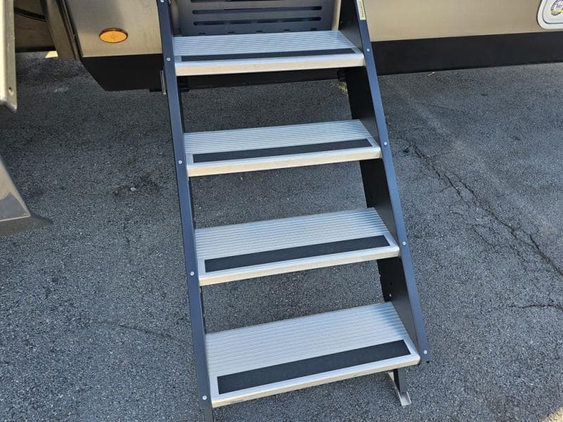 2025 Palomino 2025 Palomino Columbus - thumbnail 17