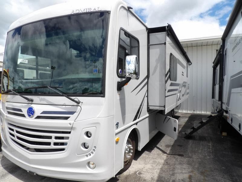 2024 Holiday Rambler 2024 Holiday Rambler Admiral - thumbnail 7
