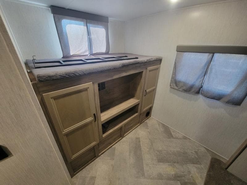 2023 Palomino 2023 Palomino SolAire - thumbnail 21