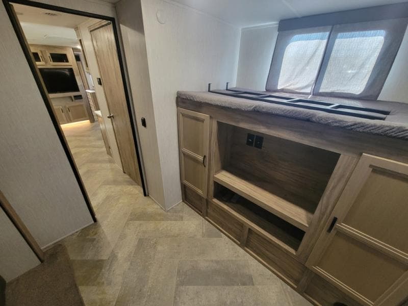 2023 Palomino 2023 Palomino SolAire - thumbnail 22