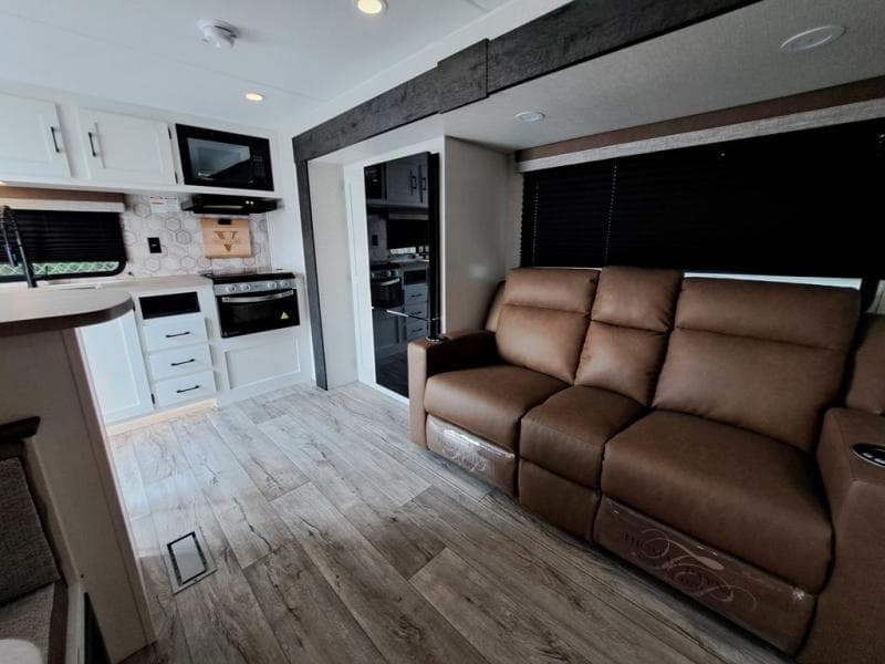 2026 Venture RV 2026 Venture RV Sienna - thumbnail 9