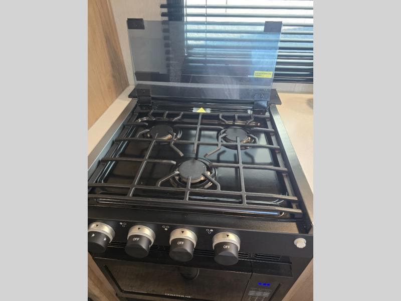 2024 Forest River 2024 Forest River Cherokee Grey Wolf Black Label - thumbnail 19