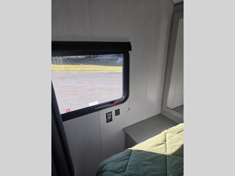 2022 Forest River 2022 Forest River Wildwood X-Lite - thumbnail 28