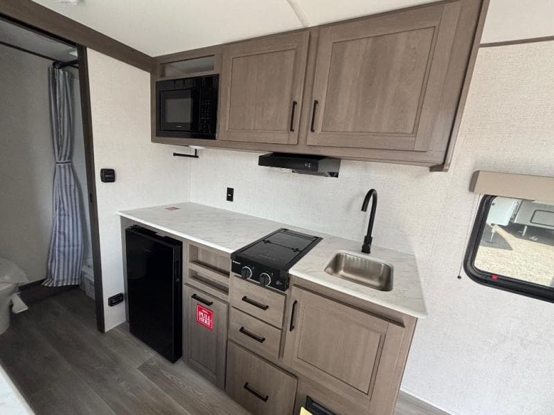 2026 Grand Design 2026 Grand Design Transcend - thumbnail 9