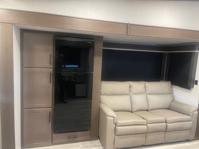 2026 Keystone RV 2026 Keystone RV Cougar Half Ton - thumbnail 9