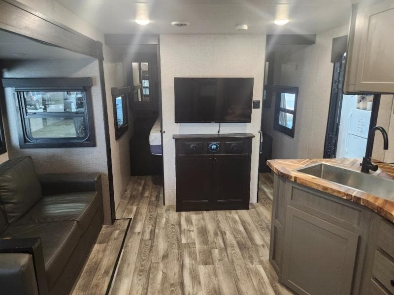 2023 Starcraft RV 2023 Starcraft RV Super Lite - thumbnail 11