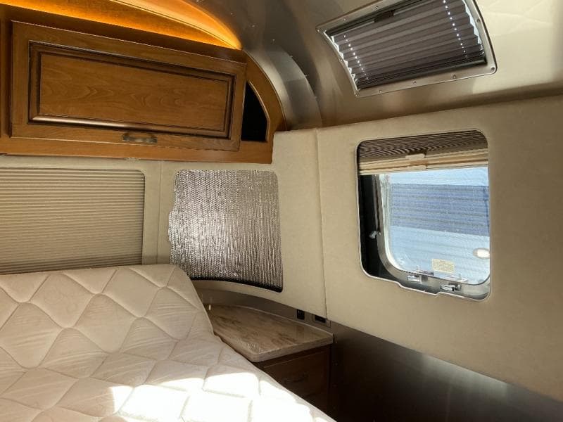 2018 Airstream 2018 Airstream Classic - thumbnail 23