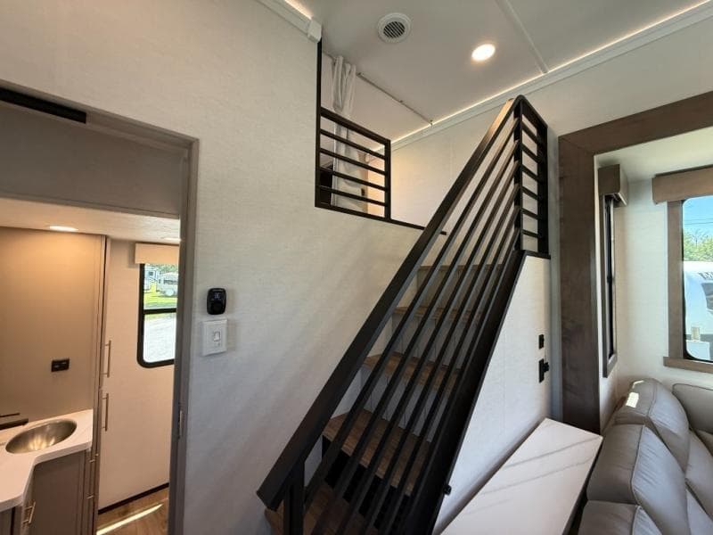 2026 Alliance RV 2026 Alliance RV Benchmark - thumbnail 17