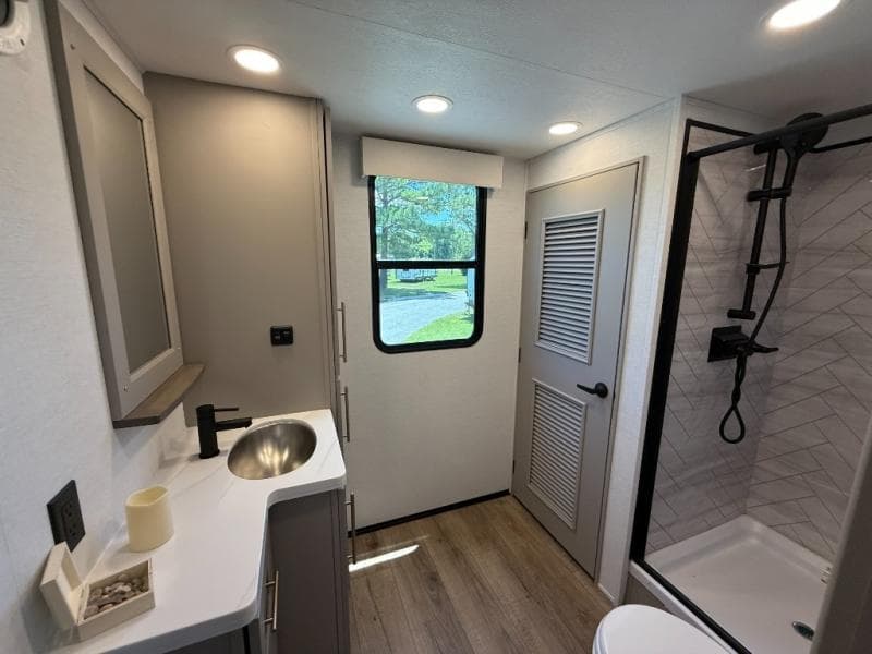 2026 Alliance RV 2026 Alliance RV Benchmark - thumbnail 20