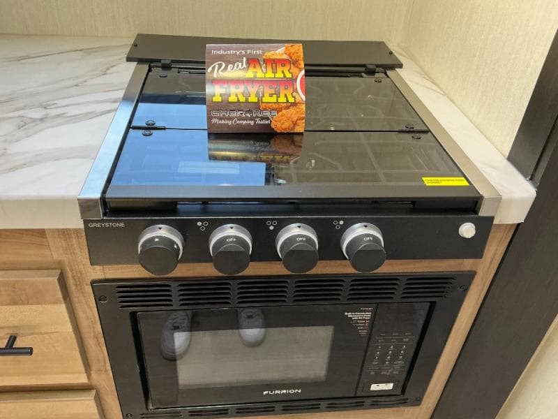 2025 Forest River 2025 Forest River Cherokee Grey Wolf - thumbnail 12