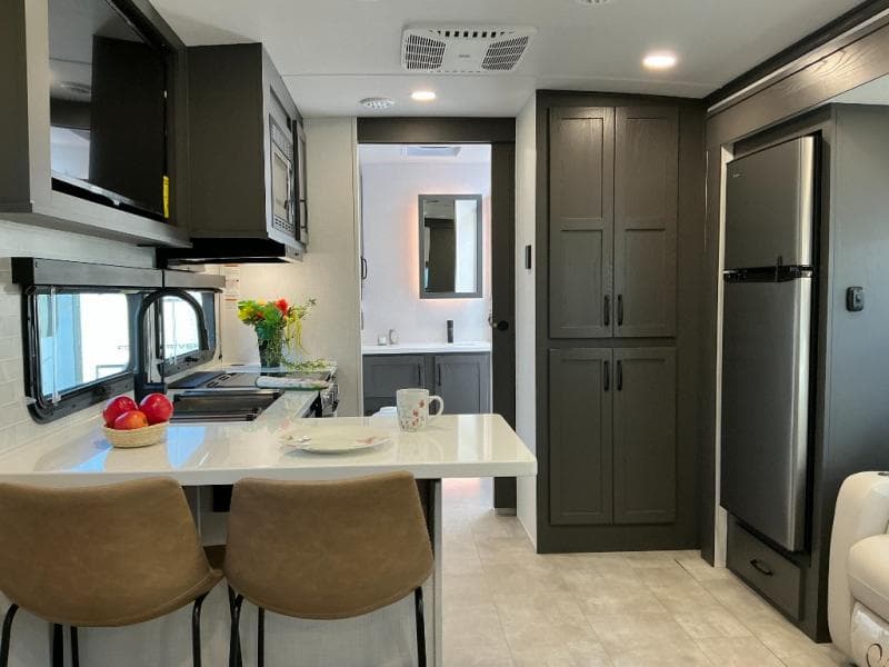 2025 Forest River 2025 Forest River Flagstaff Classic - thumbnail 8