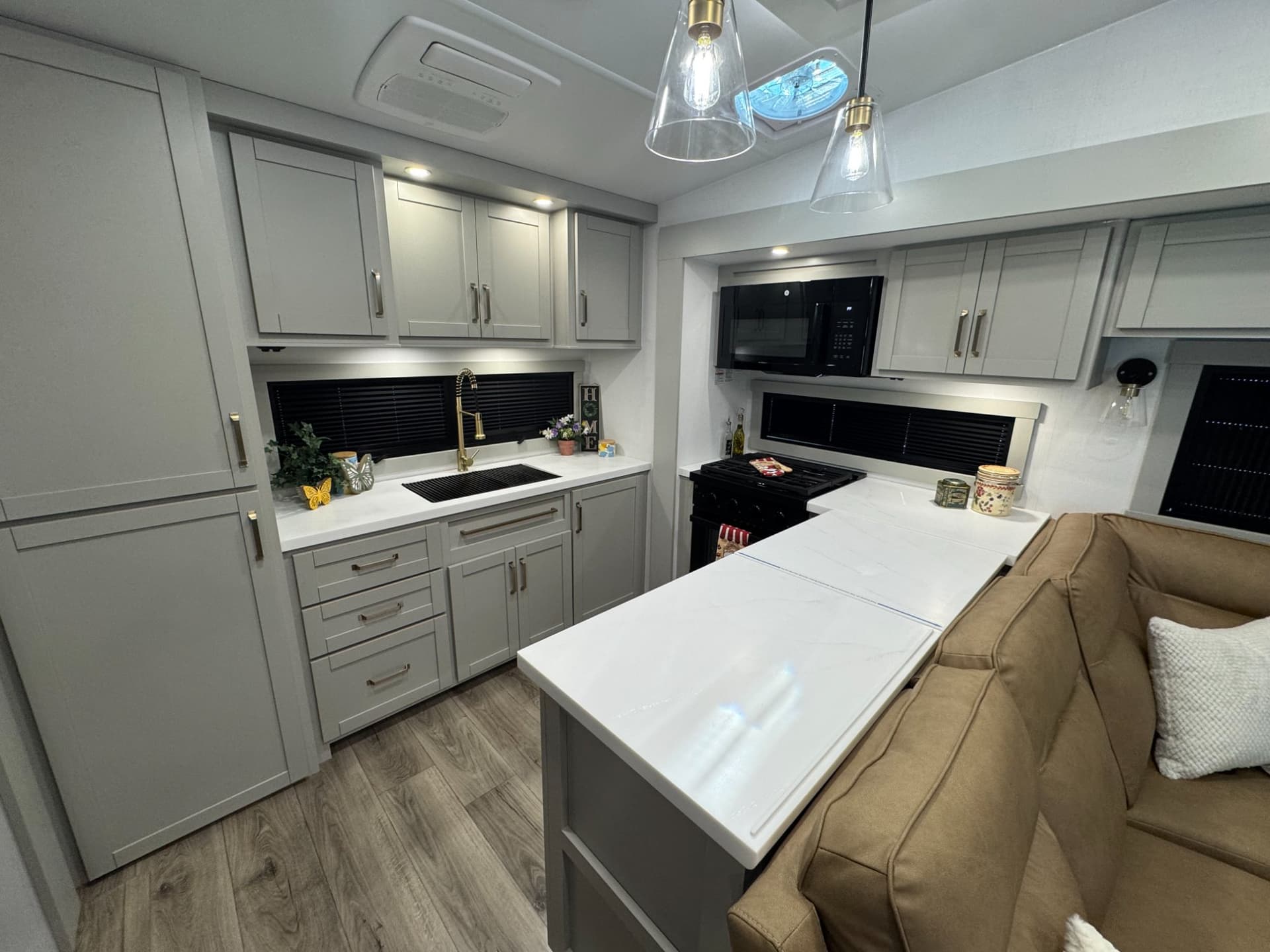 2026 Brinkley RV 2026 Brinkley RV Model Z - thumbnail 9