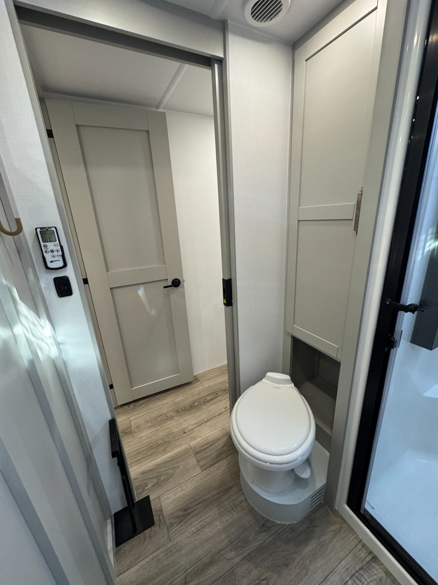 2026 Brinkley RV 2026 Brinkley RV Model Z - thumbnail 17