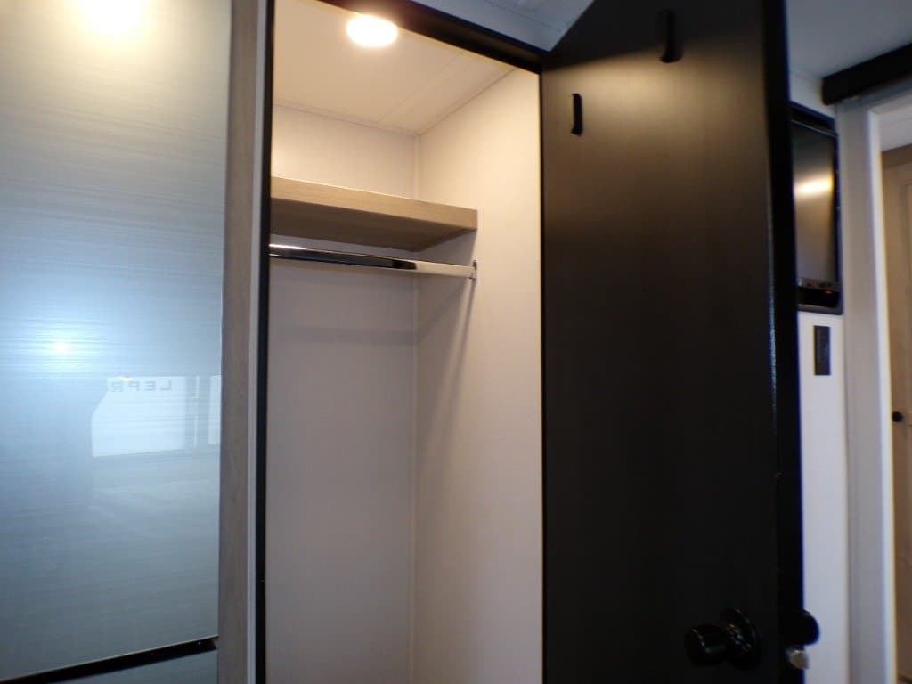 2025 Forest River 2025 Forest River Sunseeker - thumbnail 53