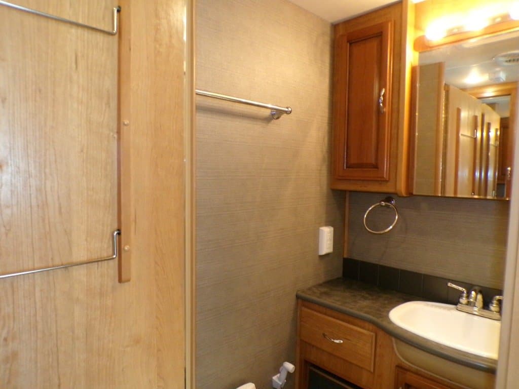 2016 Fleetwood 2016 Fleetwood Storm - thumbnail 57