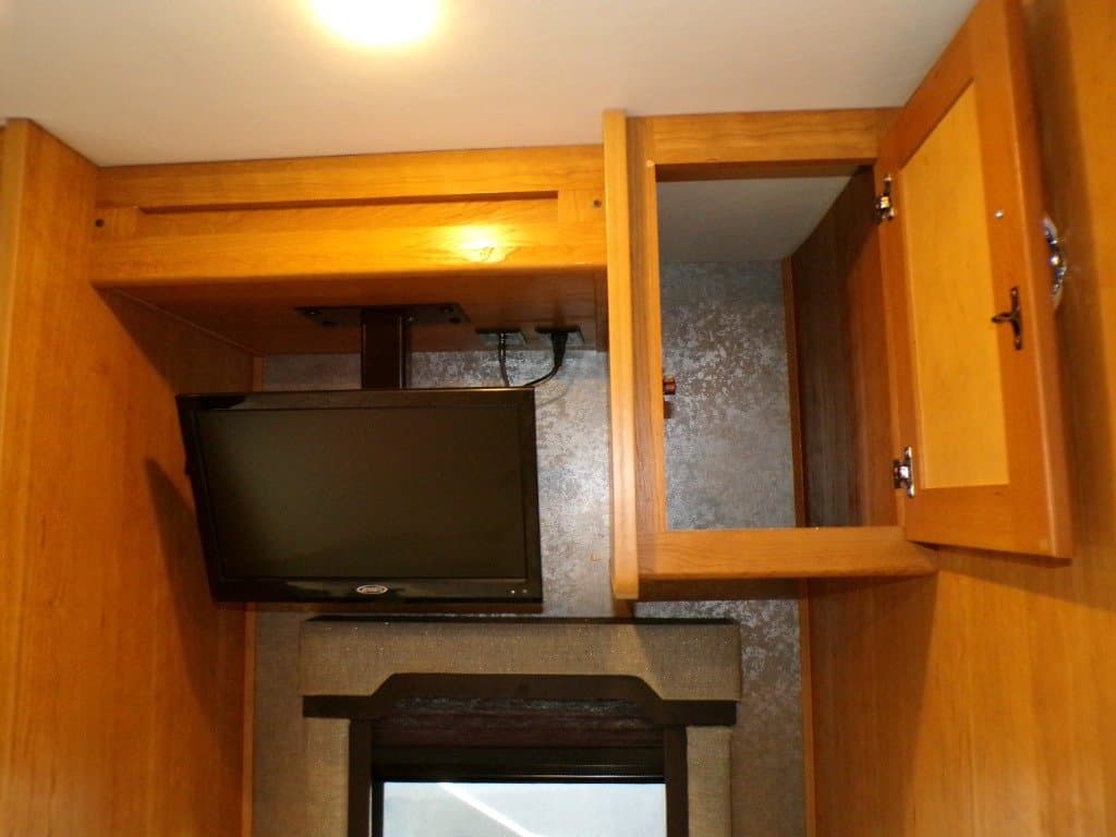 2016 Fleetwood 2016 Fleetwood Storm - thumbnail 51