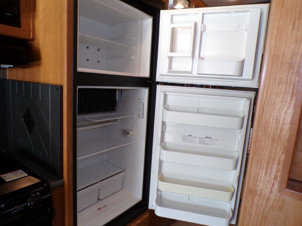 2016 Fleetwood 2016 Fleetwood Storm - thumbnail 40