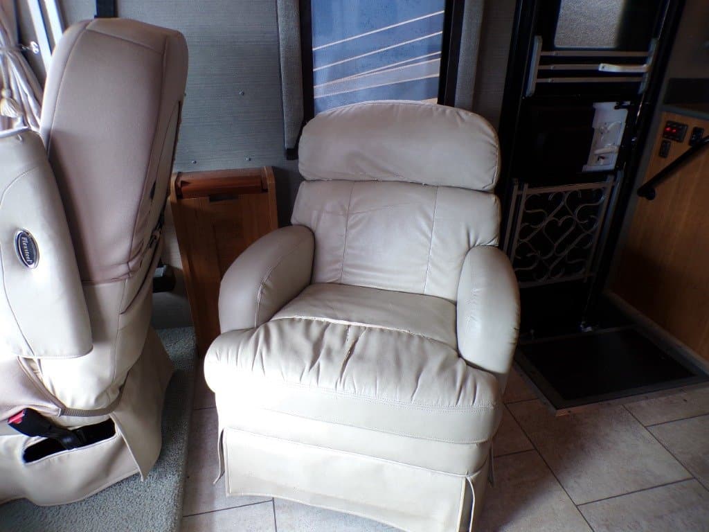 2016 Fleetwood 2016 Fleetwood Storm - thumbnail 30