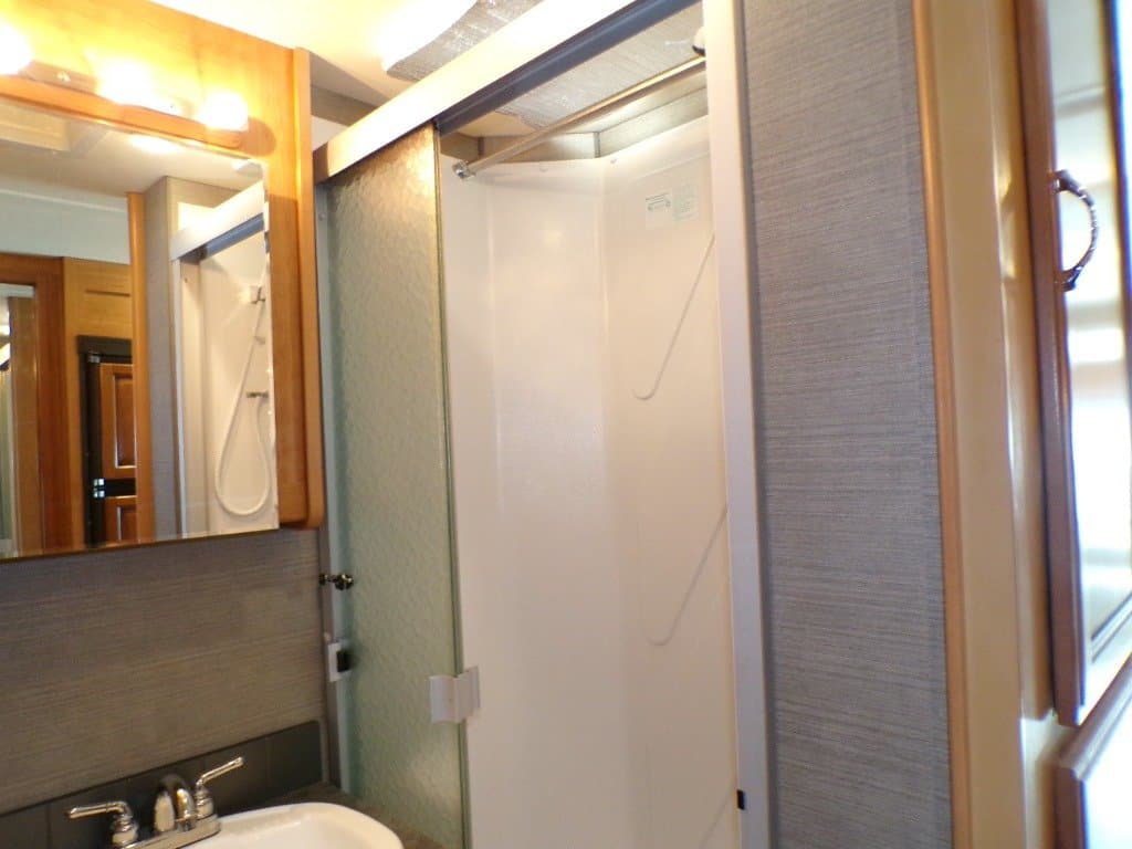 2016 Fleetwood 2016 Fleetwood Storm - thumbnail 56