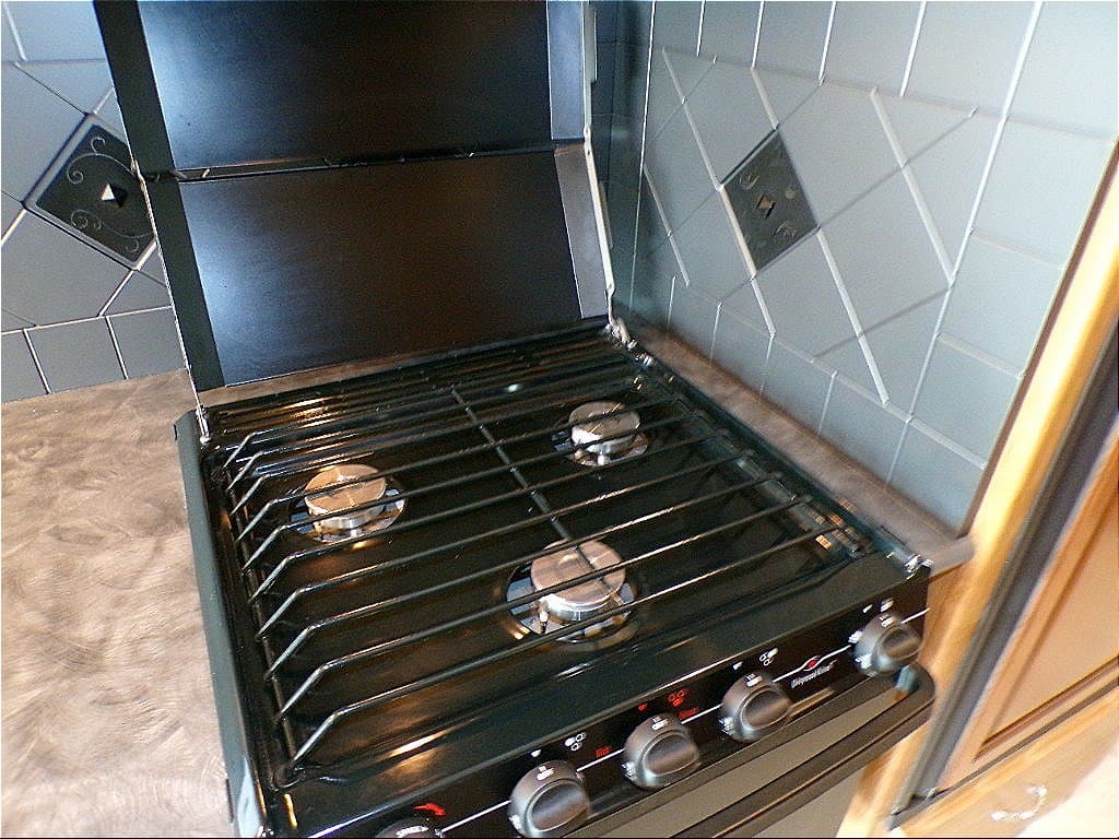 2016 Fleetwood 2016 Fleetwood Storm - thumbnail 39