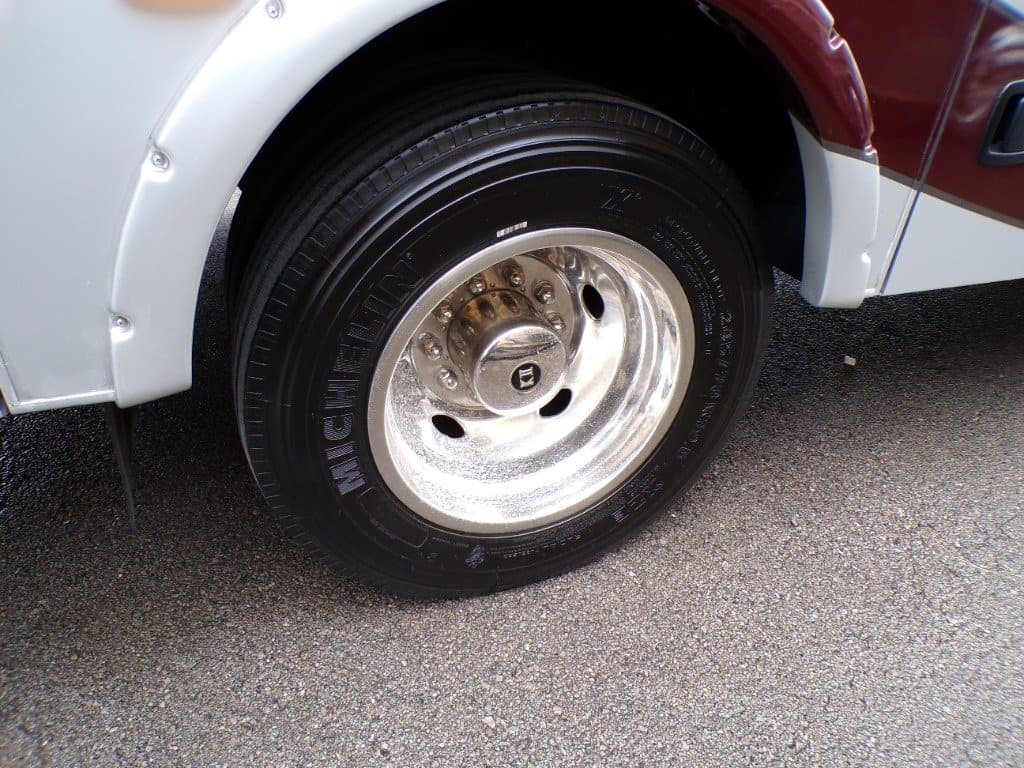 2016 Fleetwood 2016 Fleetwood Storm - thumbnail 9