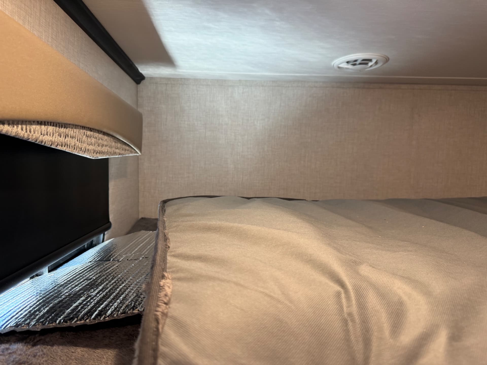 2022 CrossRoads 2022 CrossRoads Cruiser - thumbnail 33