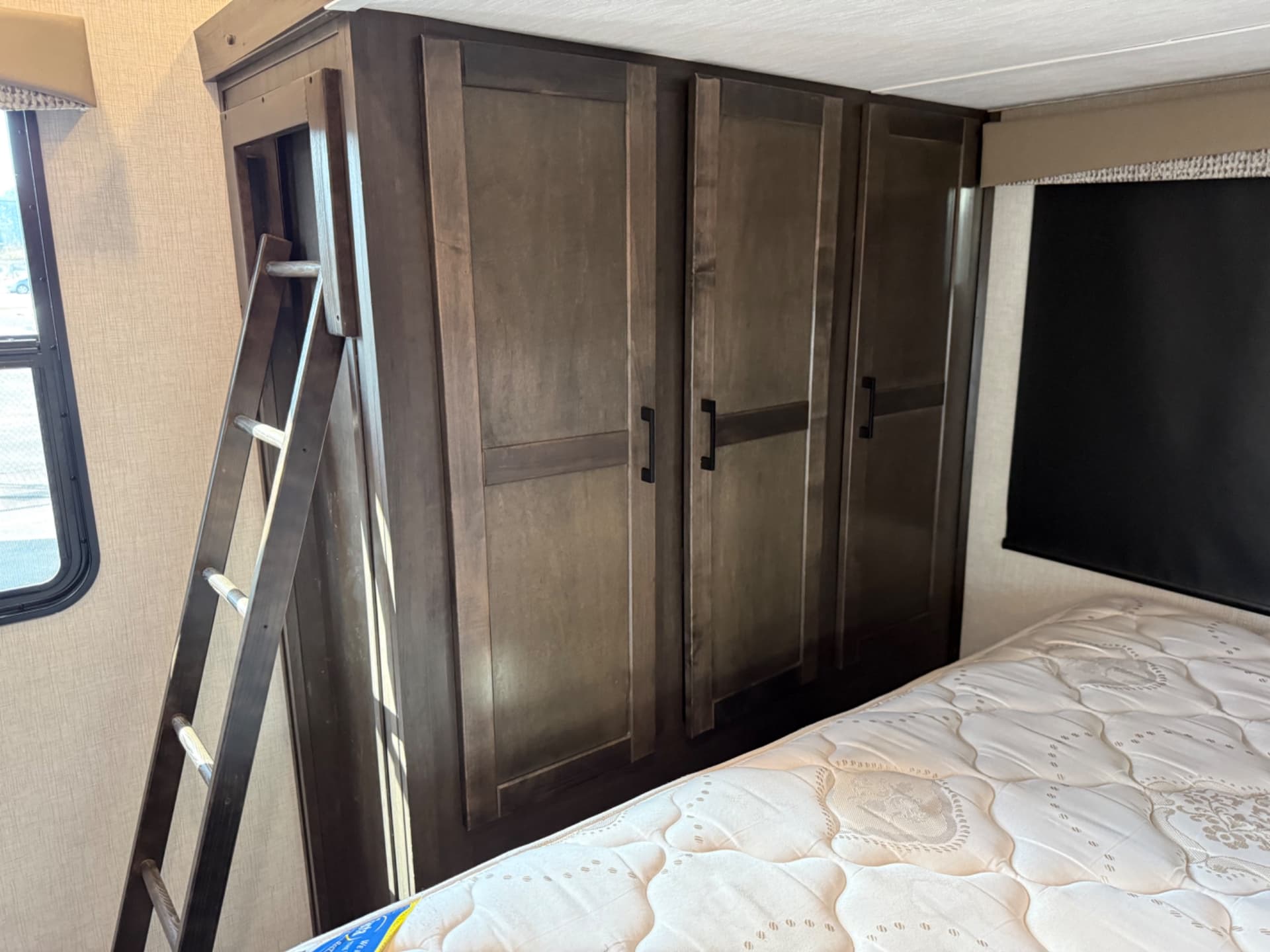 2022 CrossRoads 2022 CrossRoads Cruiser - thumbnail 35