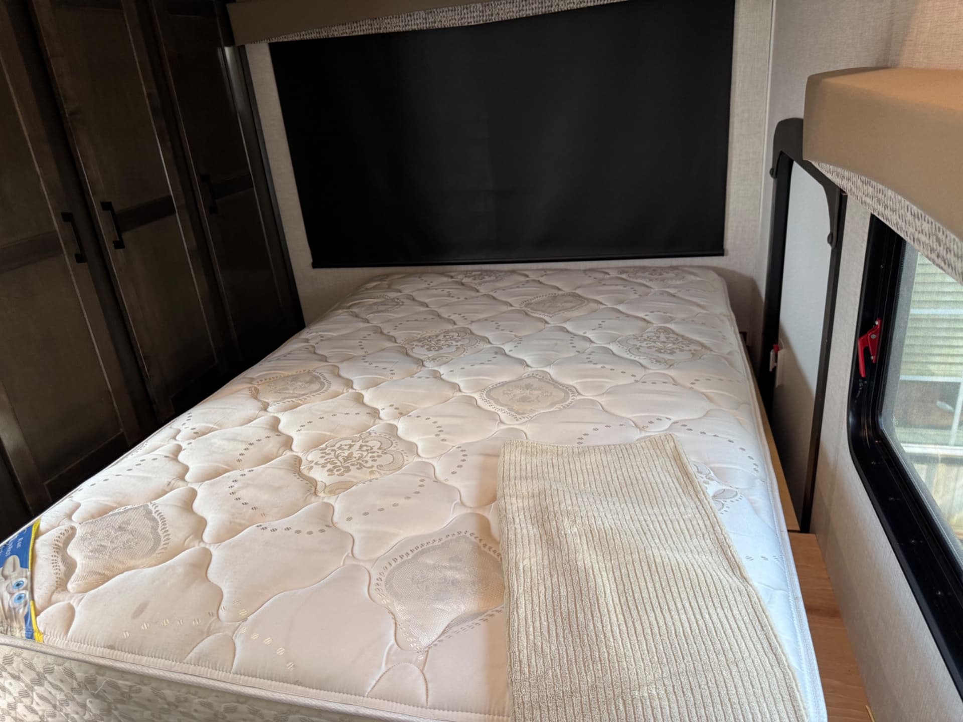 2022 CrossRoads 2022 CrossRoads Cruiser - thumbnail 36