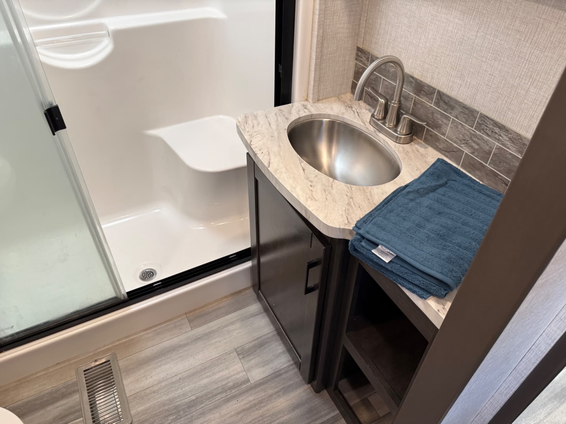 2022 CrossRoads 2022 CrossRoads Cruiser - thumbnail 49