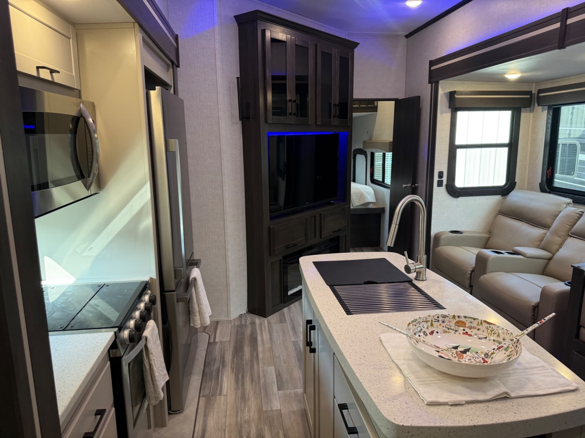 2022 CrossRoads 2022 CrossRoads Cruiser - thumbnail 54