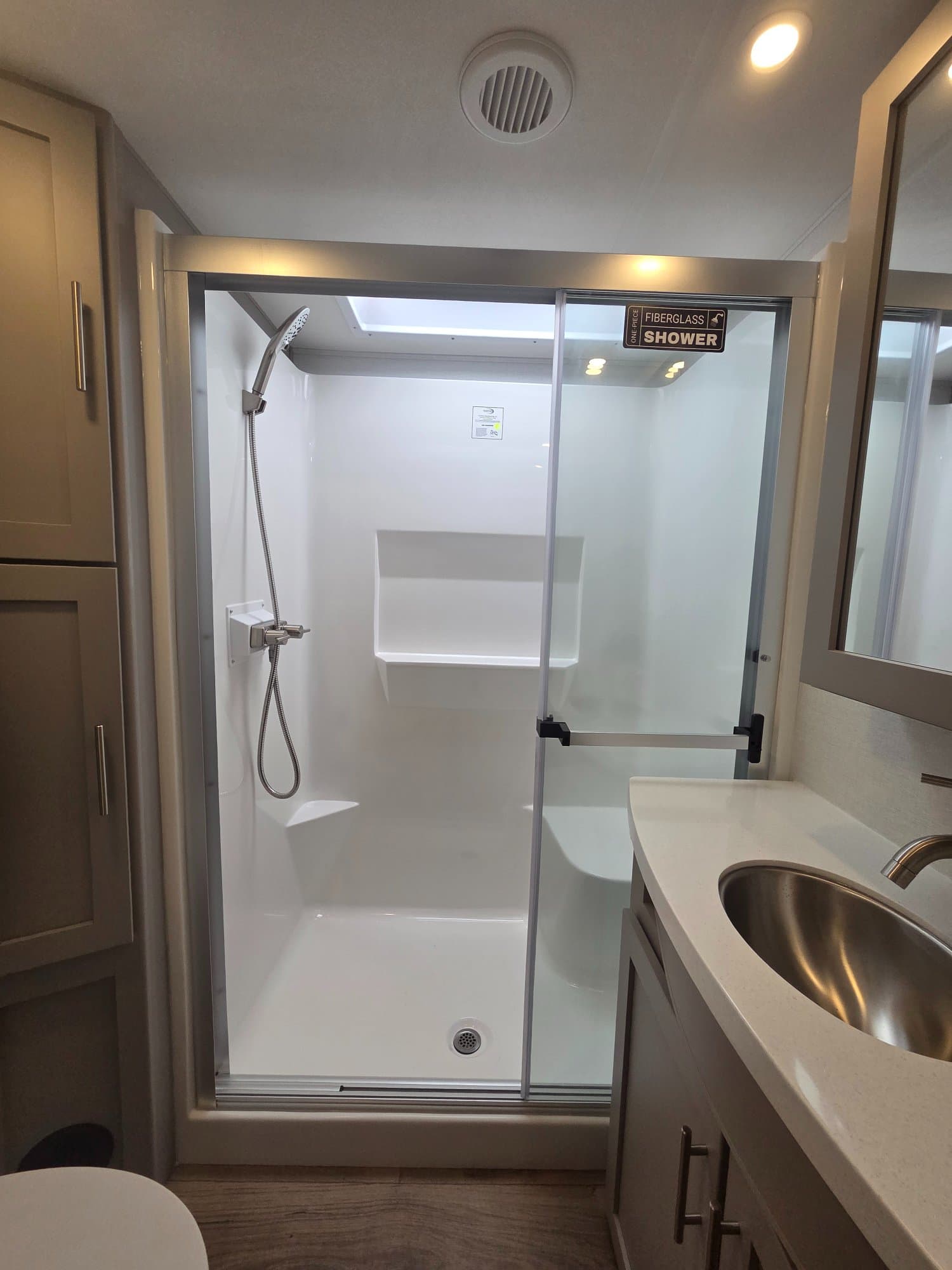 2026 Alliance RV 2026 Alliance RV Avenue - thumbnail 16