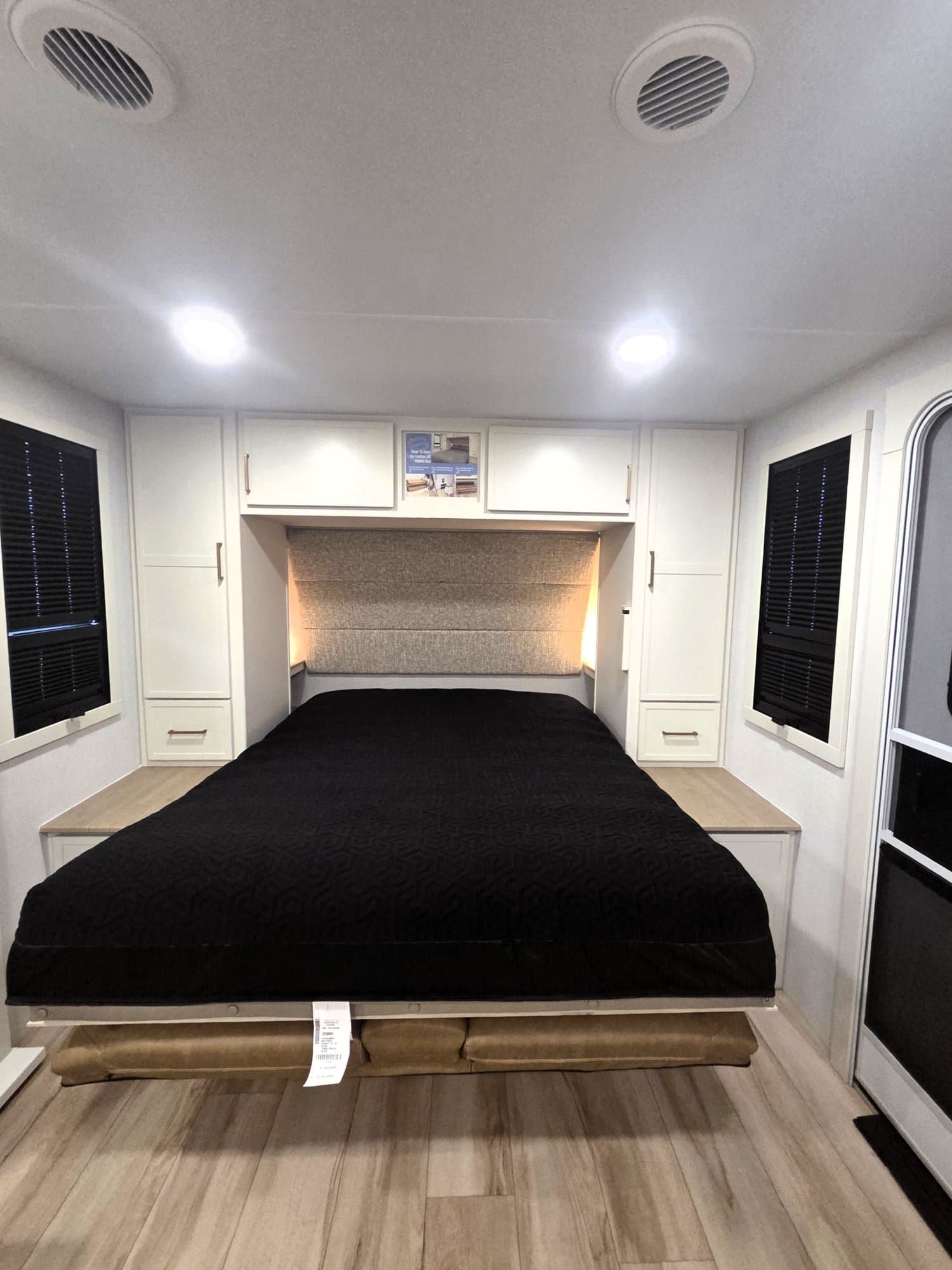 2026 Brinkley RV 2026 Brinkley RV Model IX - thumbnail 15