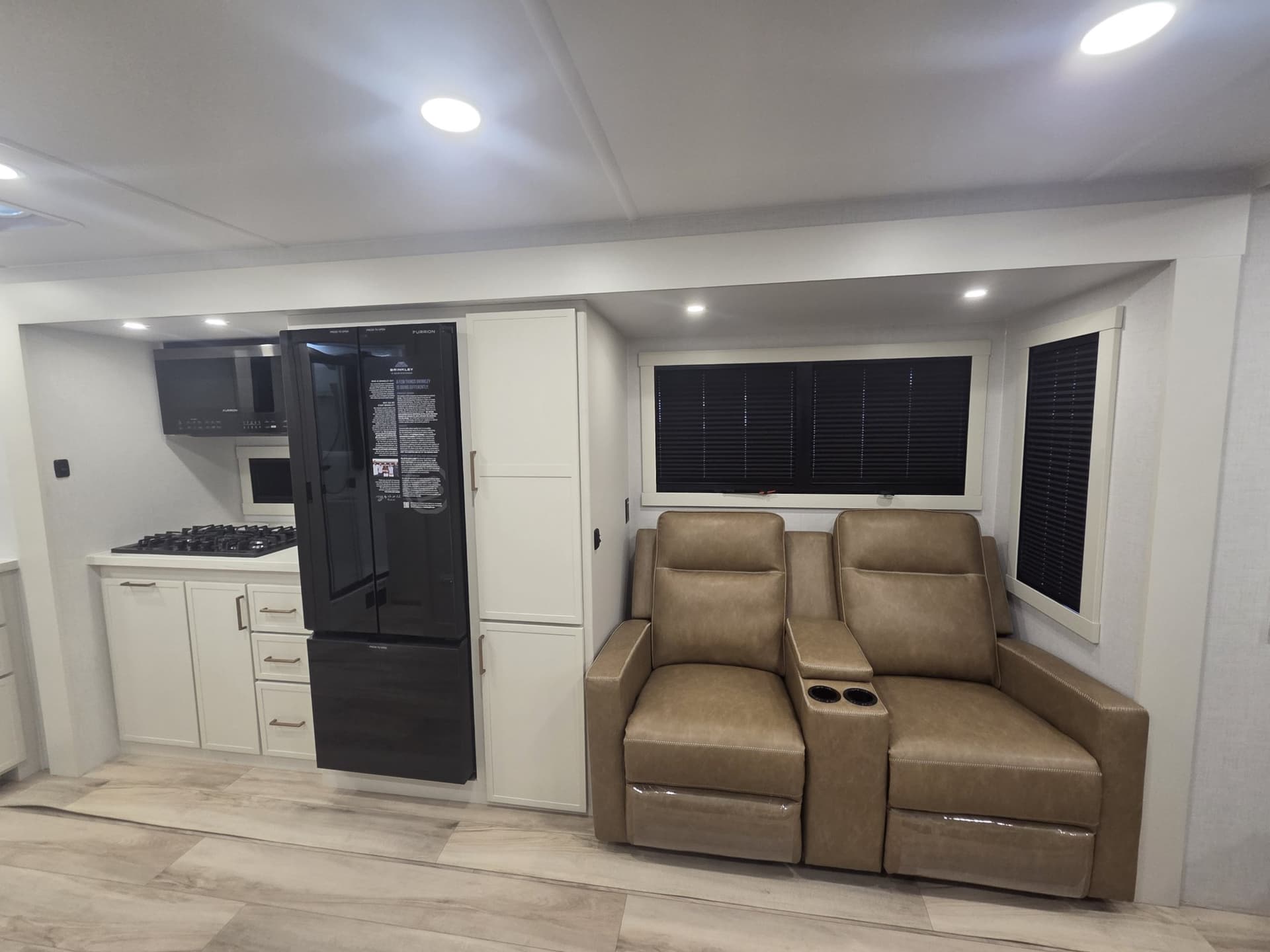 2026 Brinkley RV 2026 Brinkley RV Model IX - thumbnail 9