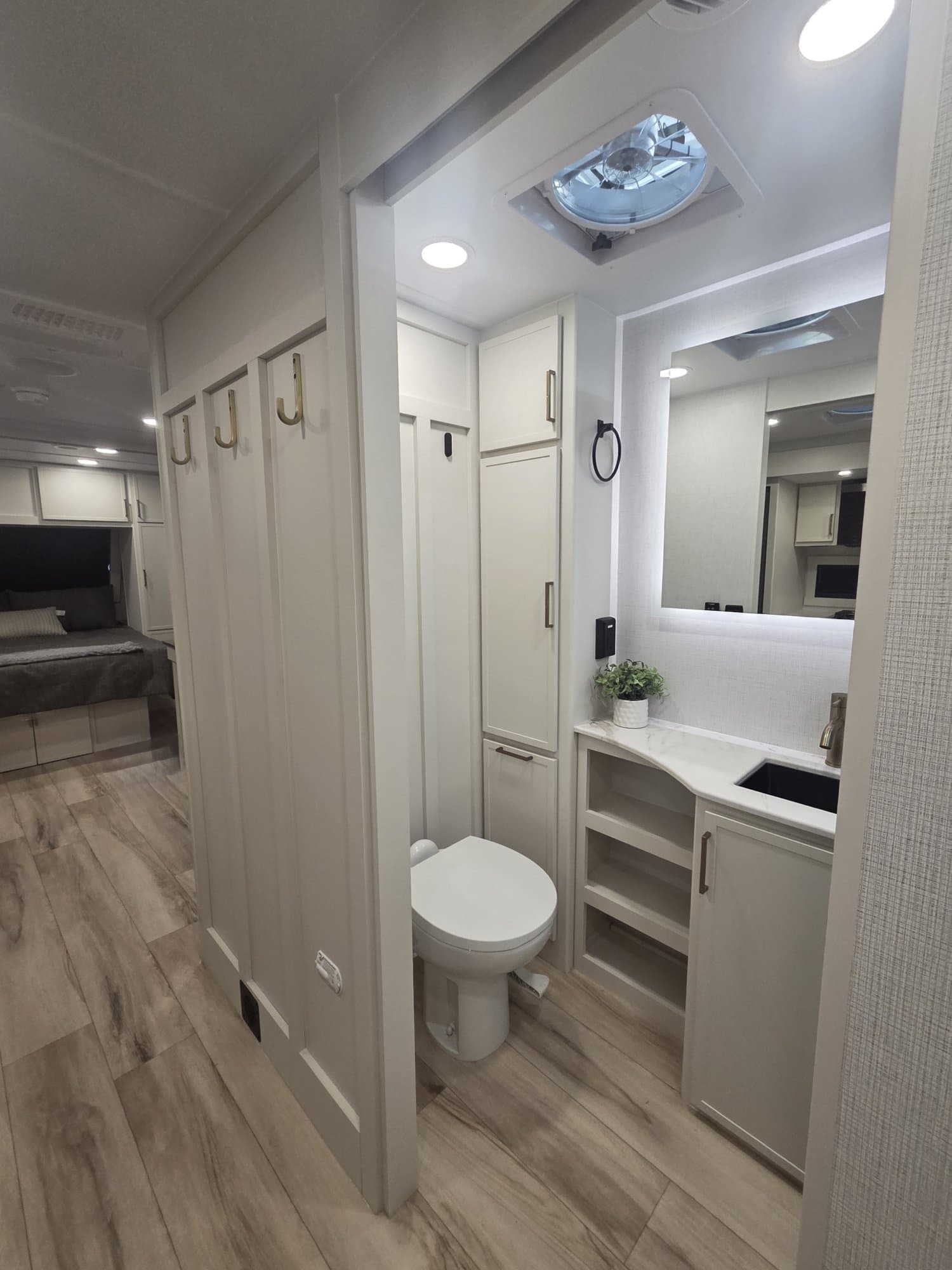 2026 Brinkley RV 2026 Brinkley RV Model IX - thumbnail 12