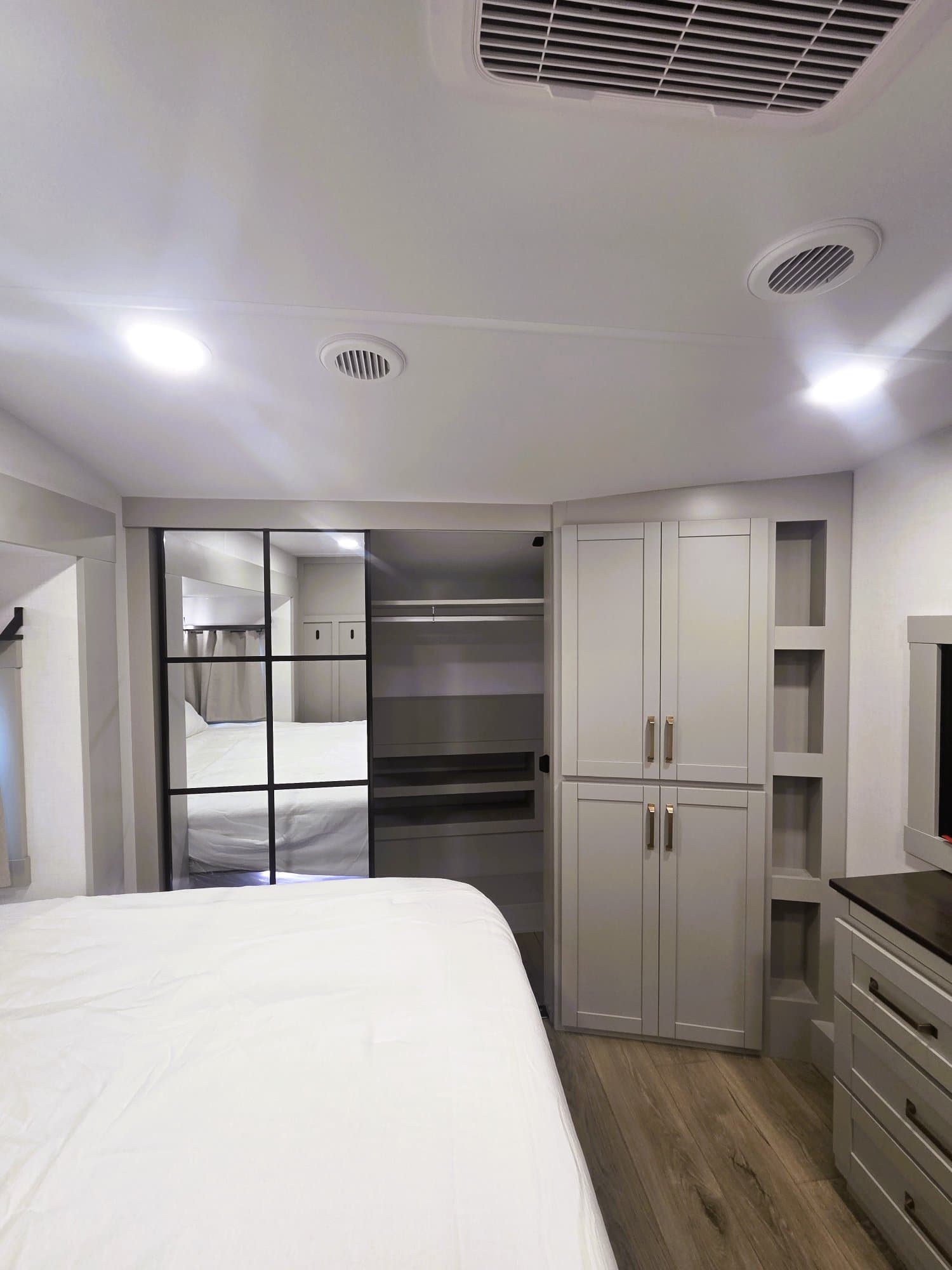 2026 Brinkley RV 2026 Brinkley RV Model Z - thumbnail 19