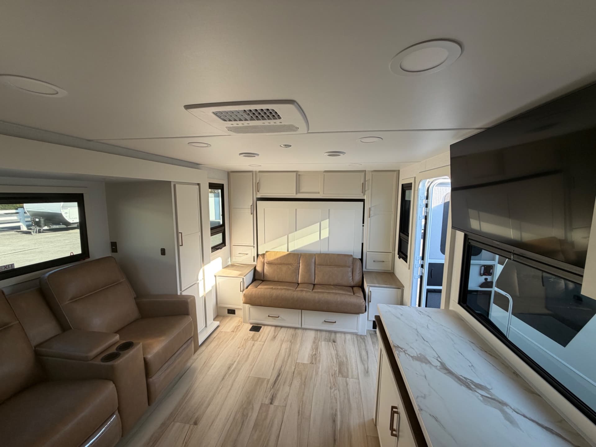 2026 Brinkley RV 2026 Brinkley RV Model IX - thumbnail 11