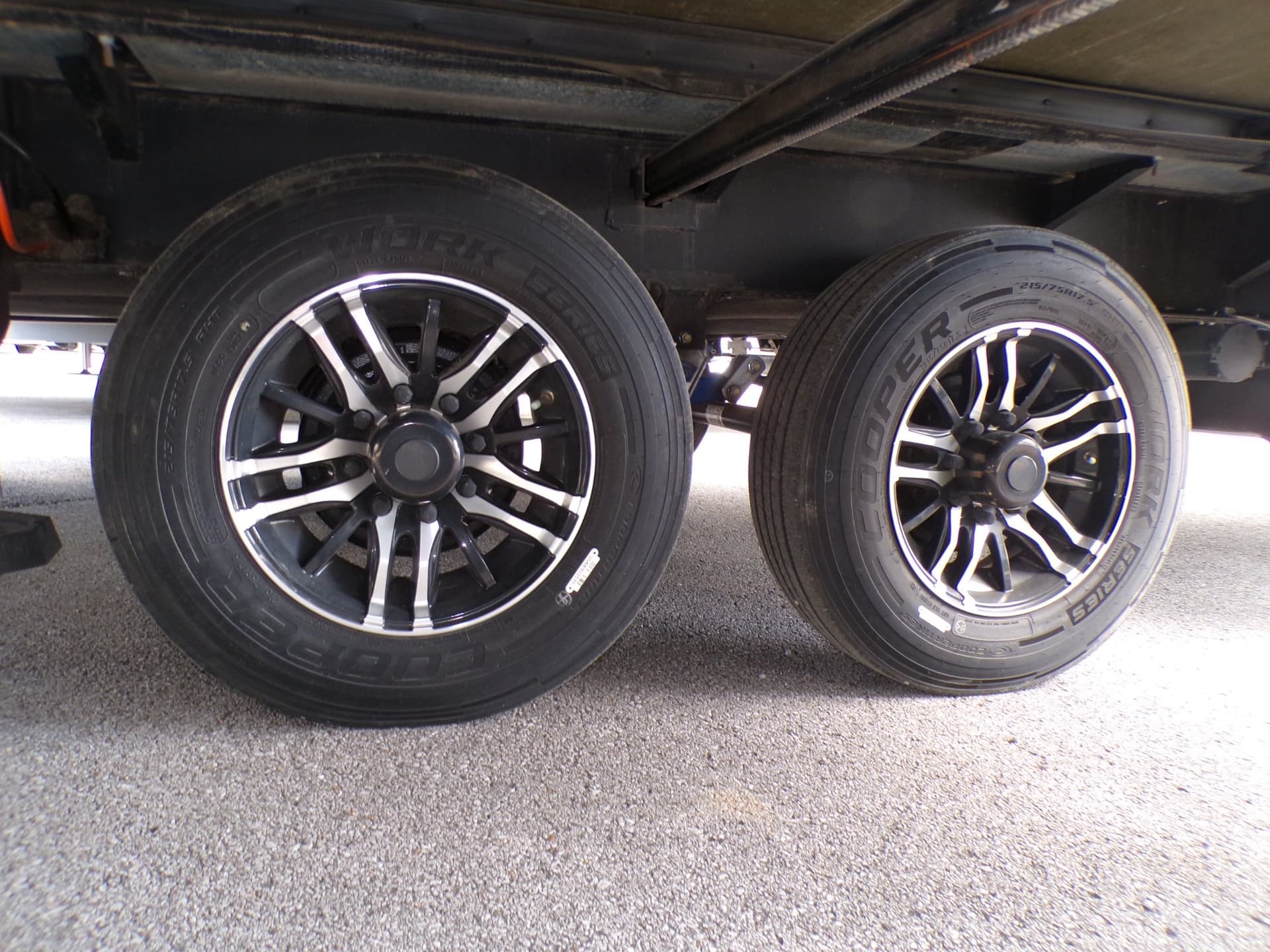 2022 Grand Design 2022 Grand Design Solitude - thumbnail 7